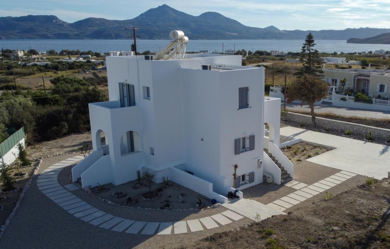 Villa Nelleas Adamantas  Exterior photo